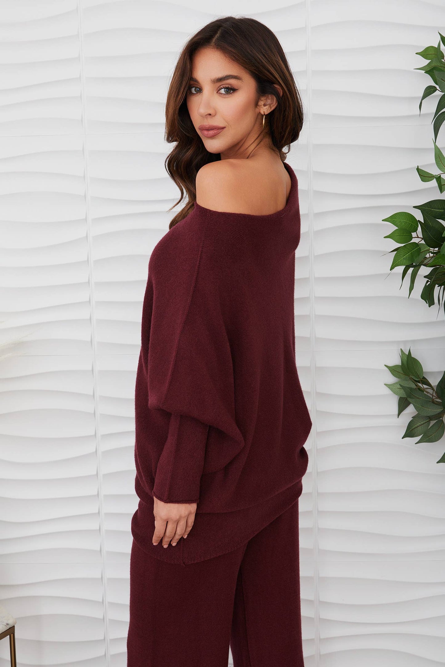 ASYMMETRICAL SWEATER: Wine