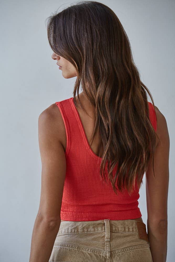 S1050N | Seamless Sleeveless UV Neck Reversible Tank Top: Tomato / ML
