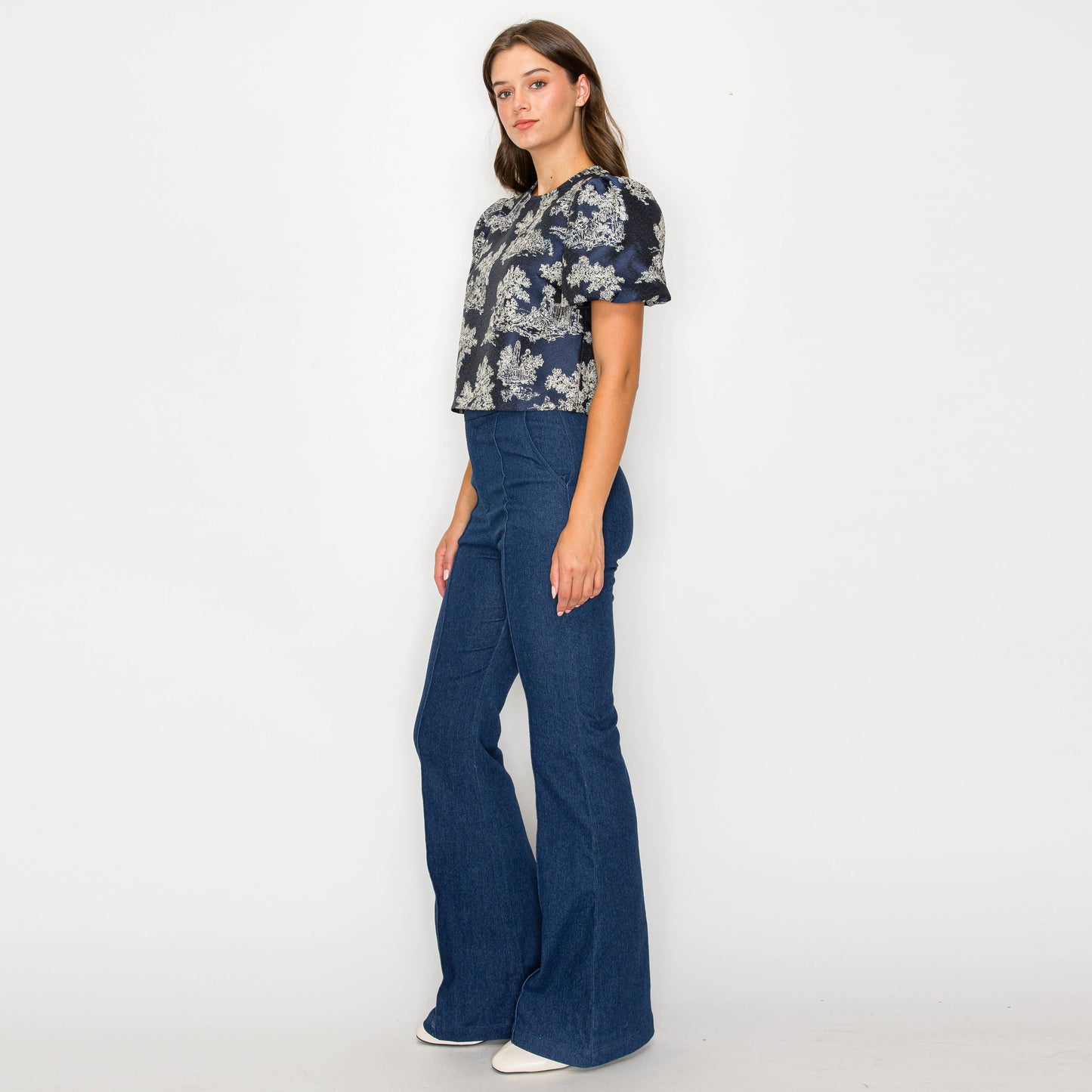 Toile Jacquard pattern top