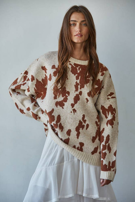 W2311 | Knit Sweater Animal Pattern Detail Top: Natural Camel / L