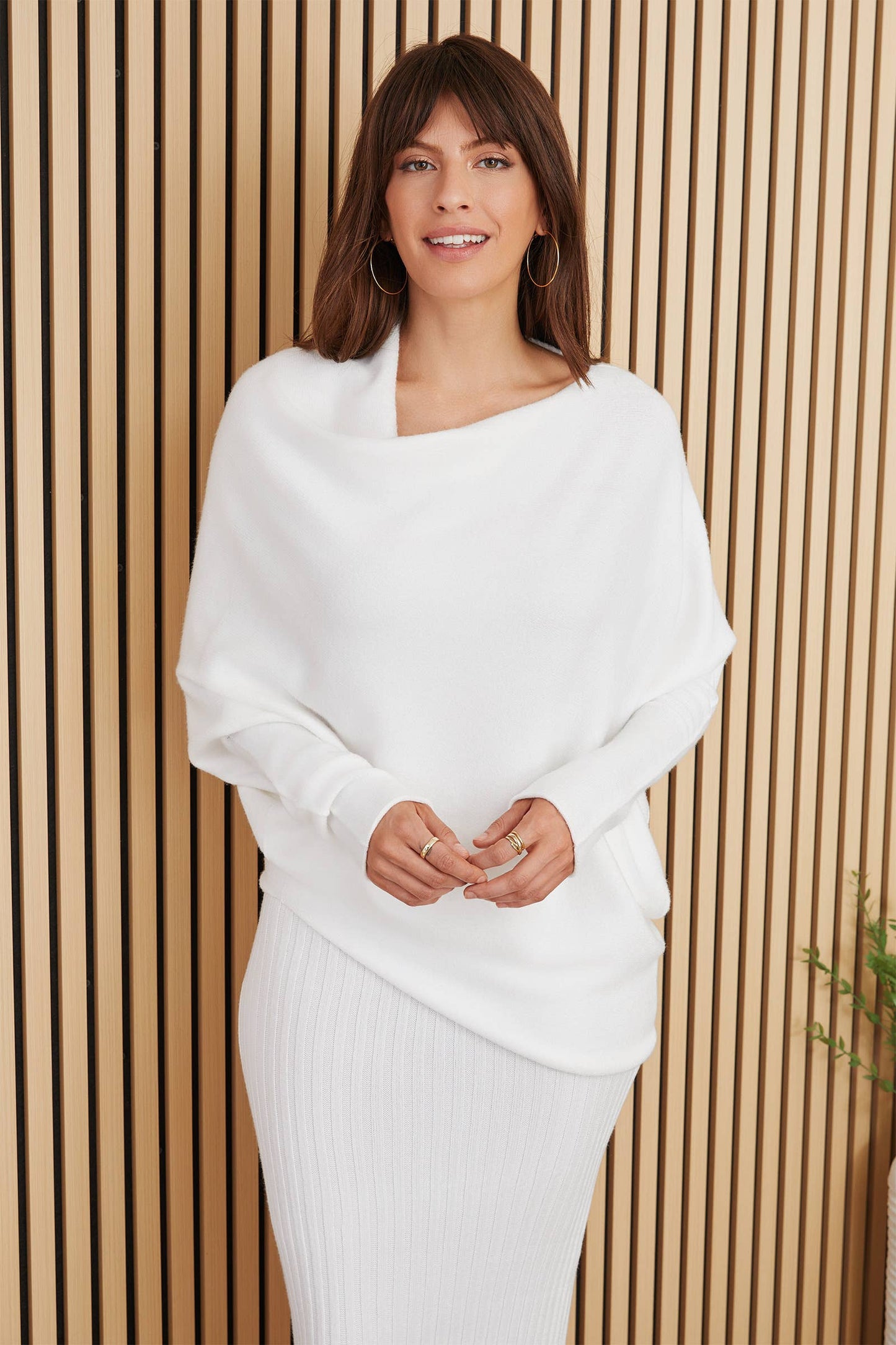 ASYMMETRICAL SWEATER: Magenta