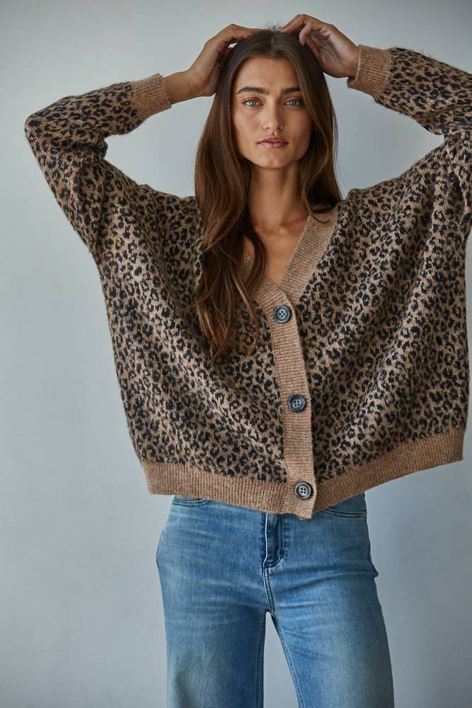 W2334 | Knit Sweater V-Neck Animal Print Cardigan: Mocha Black / L